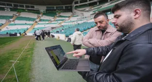 Bursaspor, şampiyonluğunu ilan ederek 1. Lig'e yükselmeyi garantiledi 