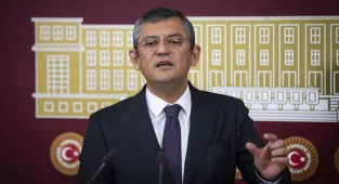CHP Genel Başkanı Özel, İzmir'de açılış ve temel atma töreninde konuştu: