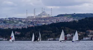 Cumhurbaşkanlığı 7. Uluslararası Yat Yarışları'nın ilk etabı Ulusal Egemenlik Kupası'nın startı verildi