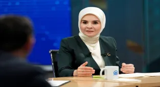EDİTÖR MASASI 1 - Sosyal medya düzenlemesiyle uygunsuz içerikler 1 saat içerisinde kaldırılacak