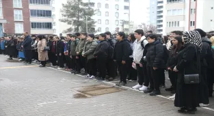 GÜNCELLEME - Kahramanmaraş'ta okul saldırısında hayatını kaybeden öğretmenle öğrenciler anıldı