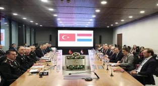 İçişleri Bakanı Çiftçi, Hollanda Adalet ve Güvenlik Bakanı Van Weel ile görüştü