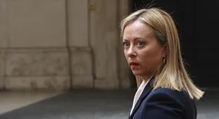 İtalya Başbakanı Meloni, İsrail ile olan savunma anlaşmalarının otomatik yenilenme işlemini askıya aldıklarını duyurdu