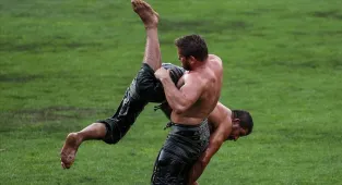 Kırkpınar başpehlivanı Orhan Okulu, ASKİ Spor'a transfer oldu