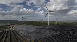 Mısır'da küresel enerji maliyetlerindeki artış nedeniyle bazı elektrik tarifelerine zam yapıldı