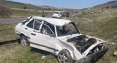 NEVŞEHİR - Nevşehir'de devrilen otomobilin sürücüsü yaralandı