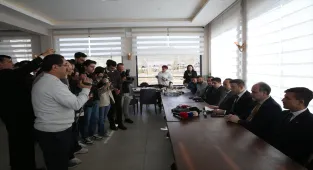 Niğde Valisi Nedim Akmeşe, basın mensuplarıyla buluştu