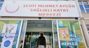 Sağlık kontrolünde öğrendiği meme kanserinden erken teşhisle kurtuldu