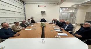 Suşehri Belediye Başkanı Ahmet Ayhan Kayaoğlu, birim müdürleriyle bir araya geldi