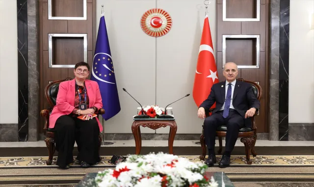 TBMM Başkanı Kurtulmuş, AKPM Başkanı Bayr ile görüştü