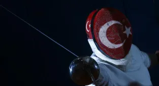 Türkiye'ye ilkleri yaşatan milli eskrimci Furkan'ın hayali gelecek nesillere örnek olmak