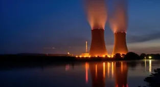 UAEA Başkanı Grossi, İran'ın Buşehr Nükleer Enerji Santrali'ne saldırıdan derin endişe duyduğunu belirtti