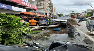 Antalya'da trafik kazasında 4 kişi yaralandı