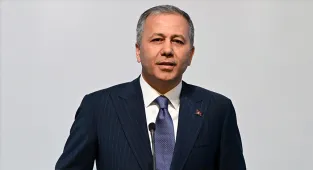 Bakan Yardımcısı Hamza Yerlikaya, Avrupa şampiyonu Yusuf Yünaçtı'yı tebrik etti
