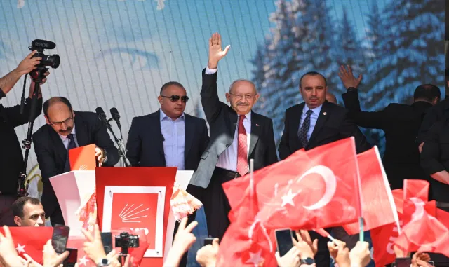 CHP Genel Başkanı Kılıçdaroğlu Halkla Bayramlaşma programında konuştu: (1)