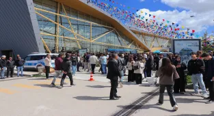 Doğu Anadolu Kariyer Fuarı ilk gün yaklaşık 25 bin ziyaretçiyi ağırladı