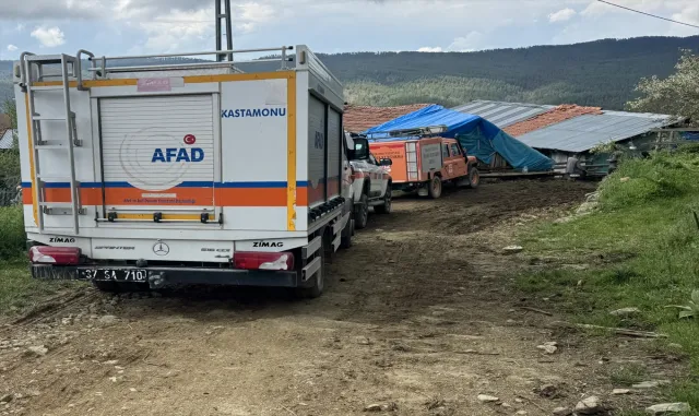 GÜNCELLEME 2 - Kastamonu'da çöken ahırın enkazında kalan kişi hayatını kaybetti