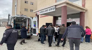 Hakkari'de bıçaklı saldırıya uğrayan psikolog yaralandı