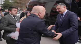 İçişleri Bakanı Çiftçi, Erzurum'da ziyaretlerde bulundu