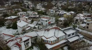 İzmir Ödemiş'te kar yağışı etkili oldu