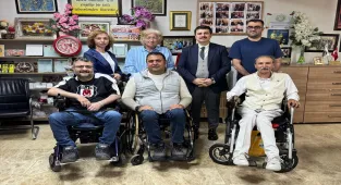 Nallıhan Kaymakamı Doğanoğlu engellileri ziyaret etti