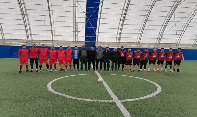 Zara'da futbol turnuvası düzenlendi