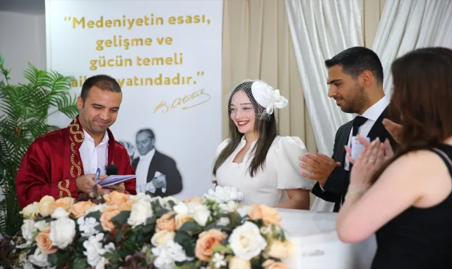 Adana ve Mersin'de nikah daireleri 06.06.2026da evlenmek isteyenleri ağırladı