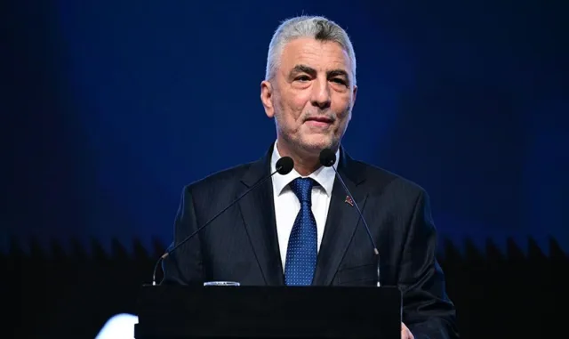 Bakan Bolat, Birleşik Krallık Ticaretten Sorumlu Devlet Bakanı Bryant ile görüştü