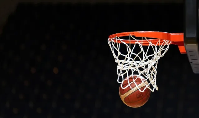 Basketbol Süper Ligi play-off final serisinde üçüncü maç yarın oynanacak