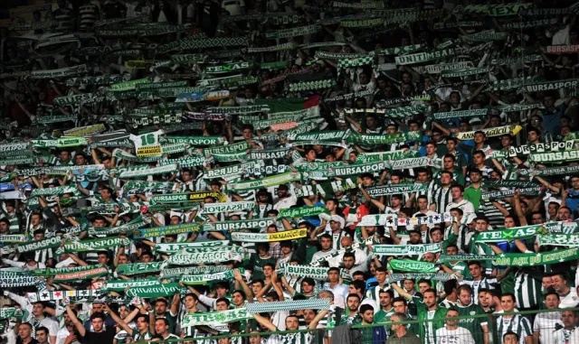 Bursaspor göğüs sponsorluğu anlaşması imzaladı