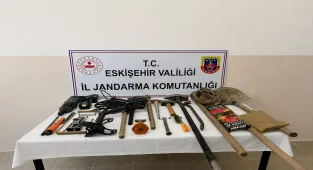 Eskişehir'de izinsiz kazı yapan 3 kişi suçüstü yakalandı