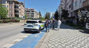 Eskişehir’de otomobilin çarptığı kişi ağır yaralandı
