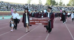 Eskişehir Teknik Üniversitesi'nde mezuniyet töreni düzenlendi
