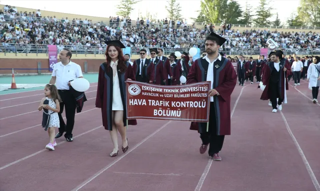 Eskişehir Teknik Üniversitesi'nde mezuniyet töreni düzenlendi