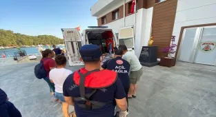 Fethiye'de adada yaralanan kişiye tıbbi tahliye