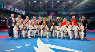 Genç tekvandocular, Kazakistan'da 10 madalya kazandı