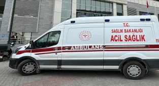 Güngören'de binada doğal gaz borusu sökülürken meydana gelen patlamada 3 kişi yaralandı