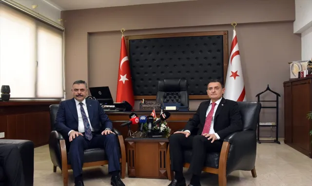 İçişleri Bakanı Çiftçi, KKTC İçişleri Bakanı Oğuz'u ziyaret etti