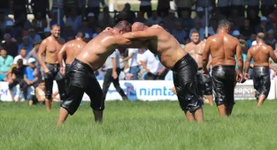 Kırkpınar Yüzme Şenliği'nin seremonisi yapıldı