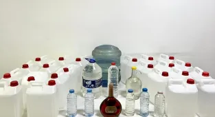 Kırşehir'de 120 litre etil alkol ve sahte içki ele geçirildi