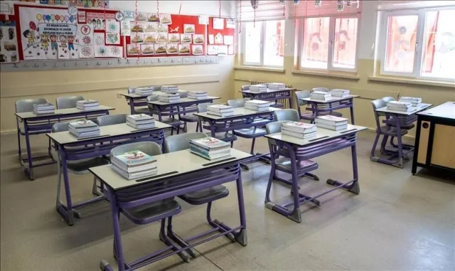 Okul saldırısında hayatını kaybeden Ayla öğretmenin adı bilişim sınıfında yaşatılacak