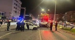 Samsun’da 3 aracın karıştığı trafik kazasında 5 kişi yaralandı