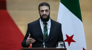 Suriyeli yetkili, Şara’nın Beyaz Saray ziyaretinin bu hafta sonu gerçekleşmeyeceğini söyledi