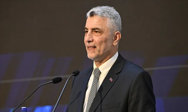 Ticaret Bakanı Bolat İnşaat Zirvesi Türkiye etkinliğinde konuştu: