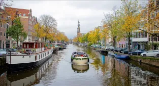 Türkiye'nin yatırım potansiyeli Amsterdam'da uluslararası yatırımcılara anlatıldı