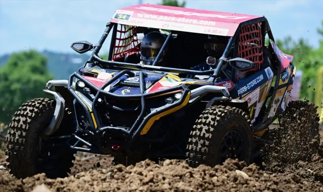 Türkiye Offroad Şampiyonası 3. ayak yarışları final etabı Düzce'de yapıldı