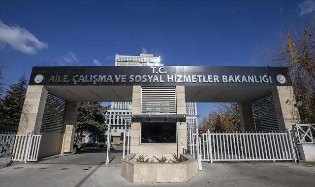 Aile ve Sosyal Hizmetler Bakanı Göktaş, Srebrenitsa Soykırımı'nı unutturmayacaklarını söyledi
