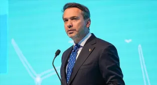 Bakan Bayraktar, Dünya Bankası Türkiye Ülke Direktörü Jean-Christophe Carret ile bir araya geldi: