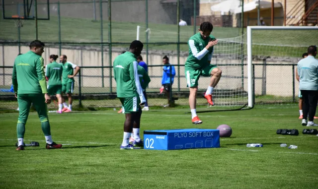 Bursaspor, yeni sezon hazırlıklarını Düzce'de sürdürdü