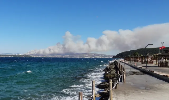 Antalya'da ormanlık alanda çıkan yangına müdahale ediliyor (GÜNCELLEME)